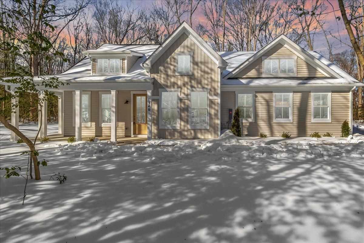 2152 Golfview Court Harbor Springs MI 49740