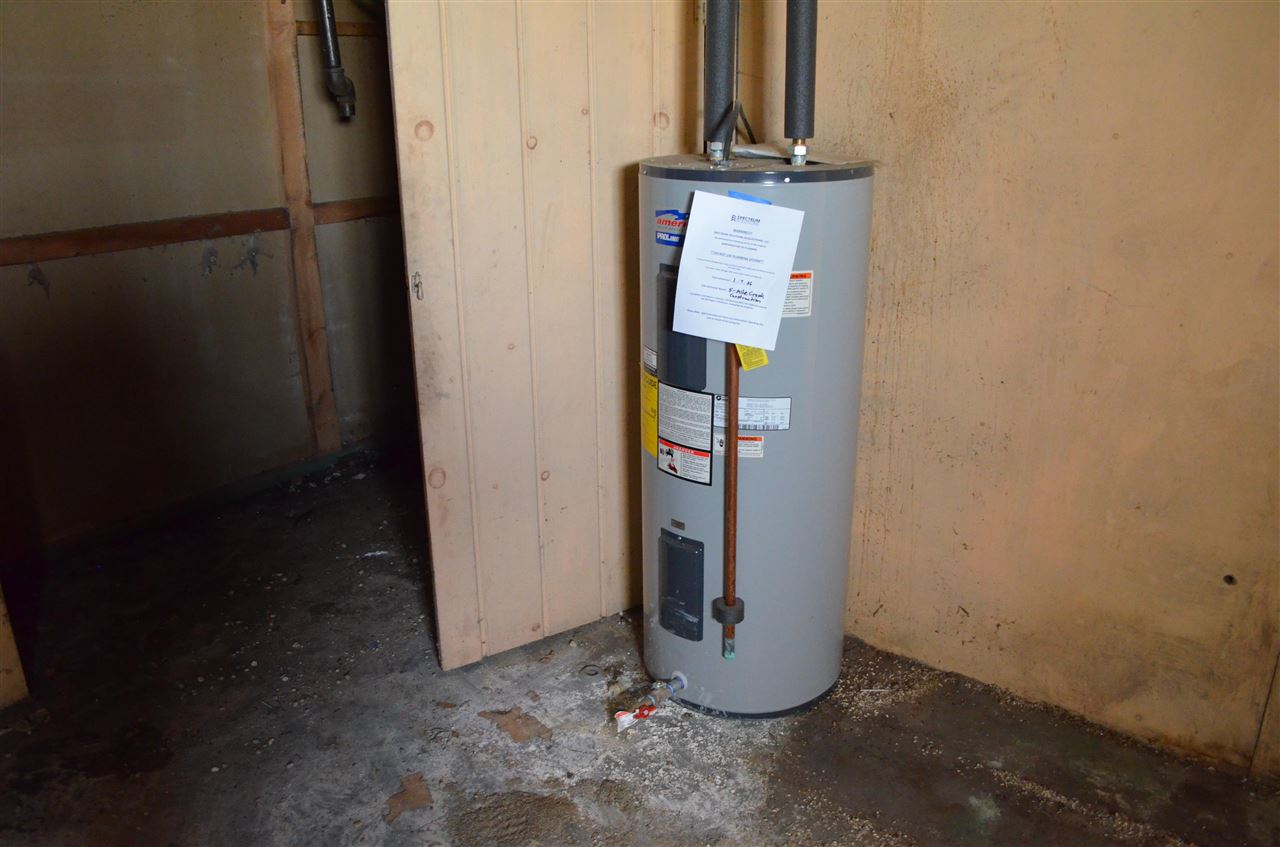 6105 Us 31 Highway Levering MI 49755