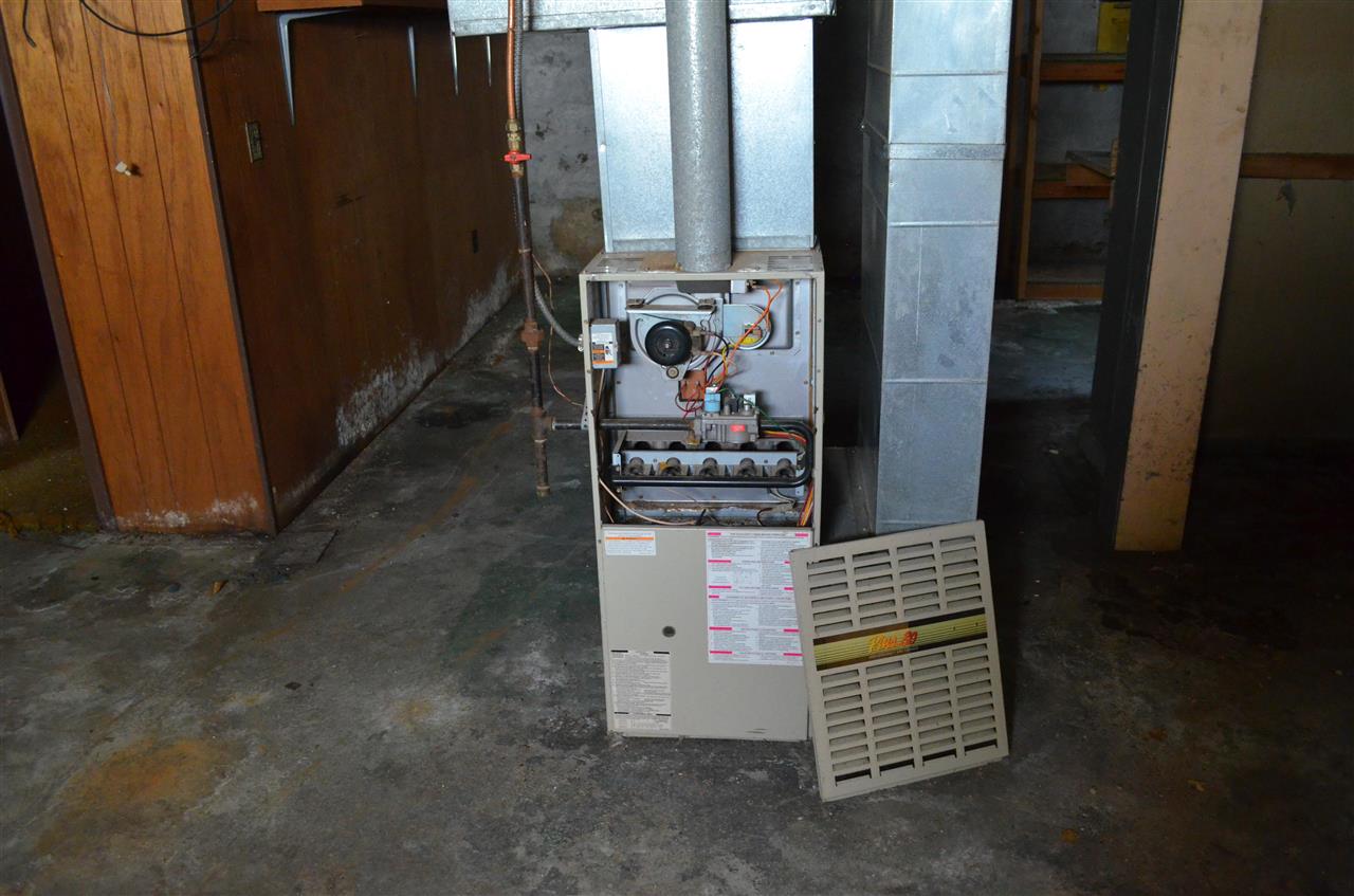 6105 Us 31 Highway Levering MI 49755