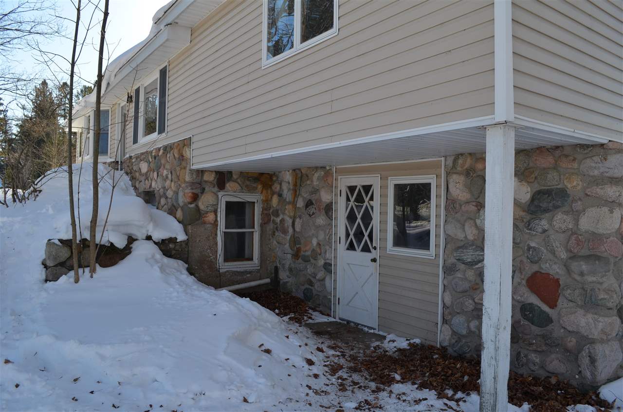 6105 Us 31 Highway Levering MI 49755