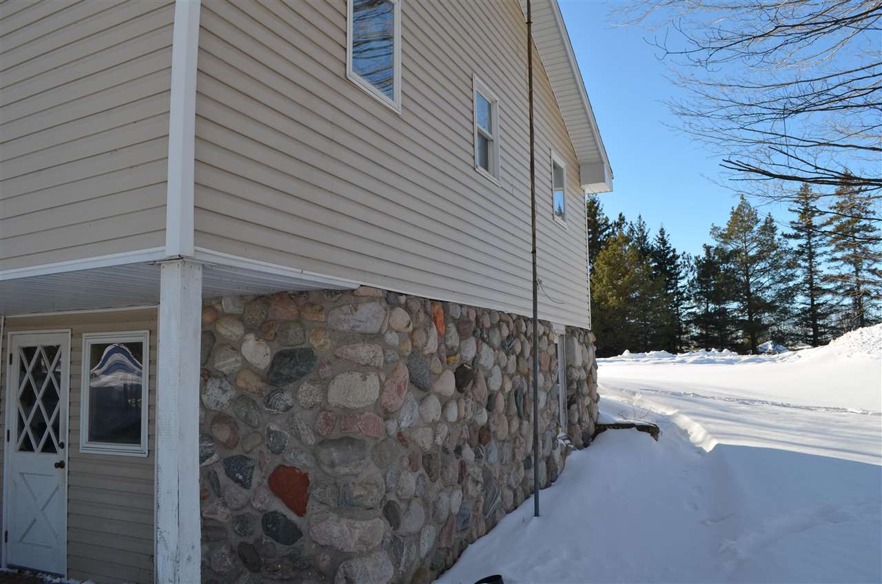 6105 Us 31 Highway Levering MI 49755