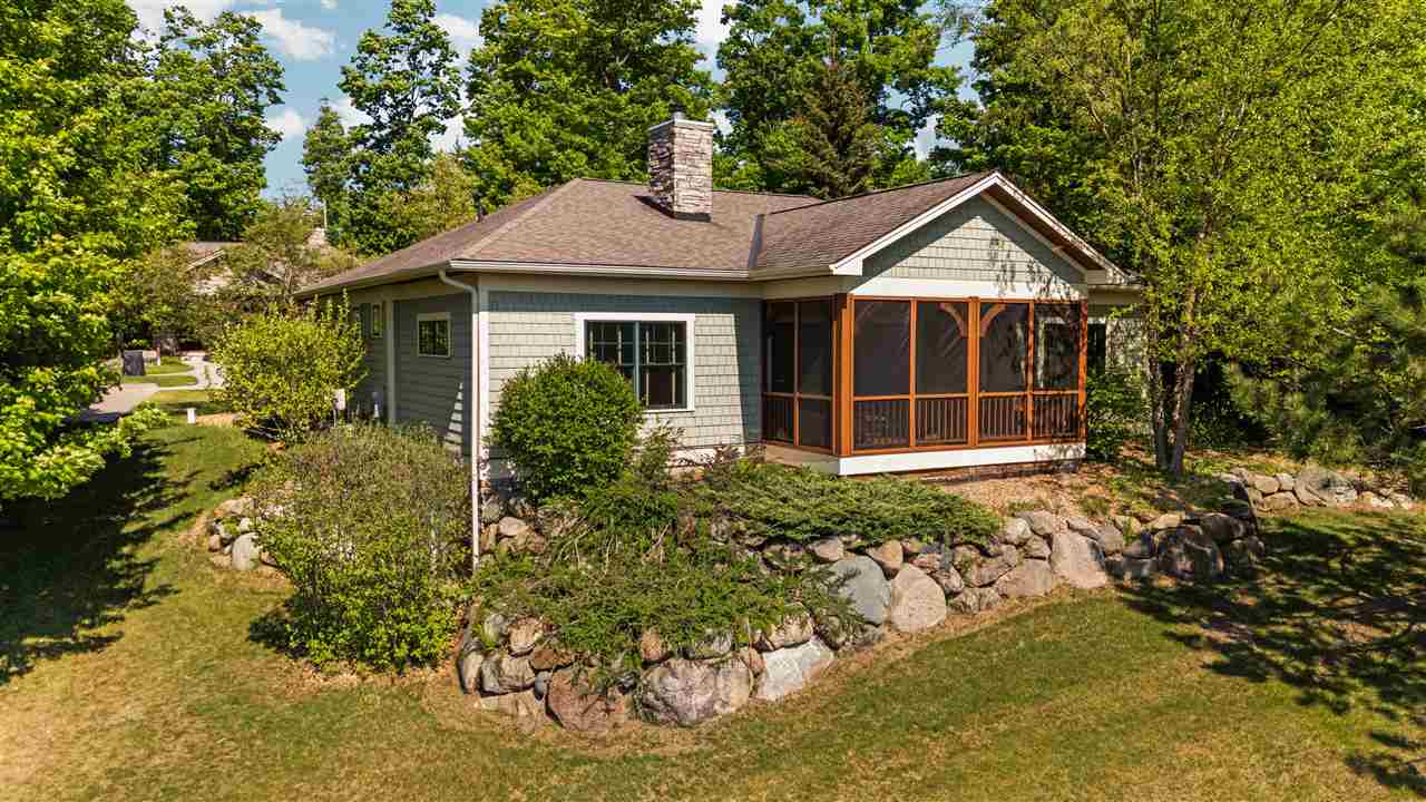 2588 Cottage Lane Harbor Springs MI 49740