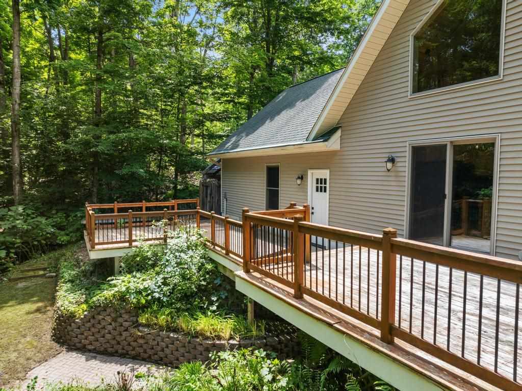 04480 Walloon Court Boyne City MI 49712