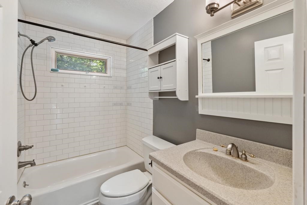 04480 Walloon Court Boyne City MI 49712