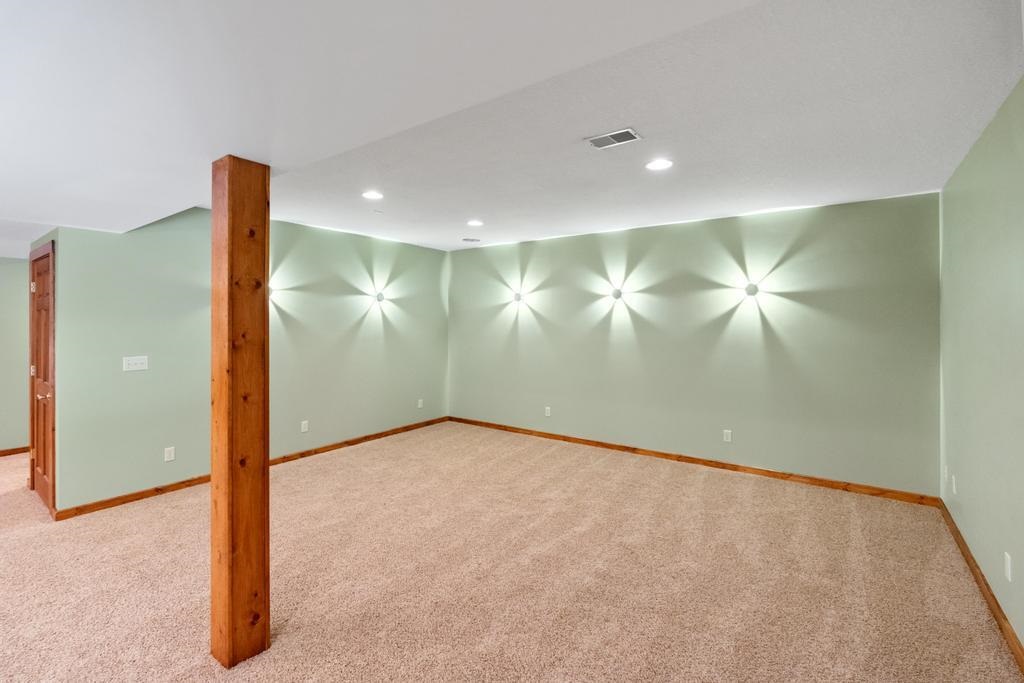 04480 Walloon Court Boyne City MI 49712