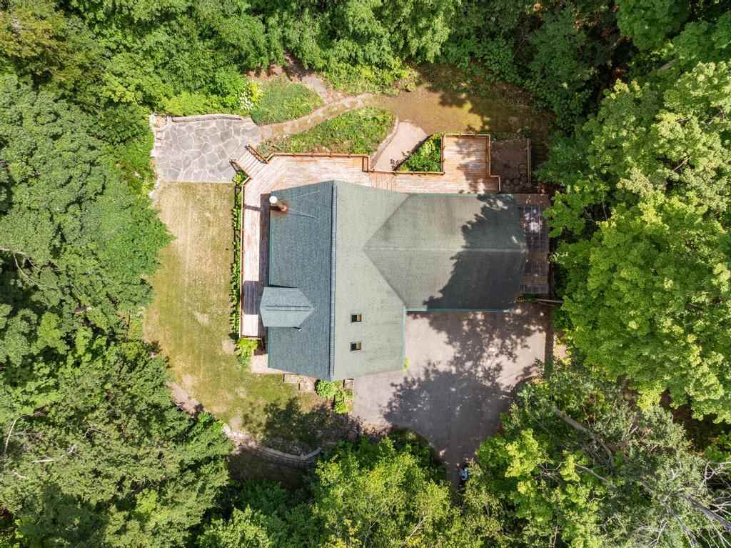 04480 Walloon Court Boyne City MI 49712