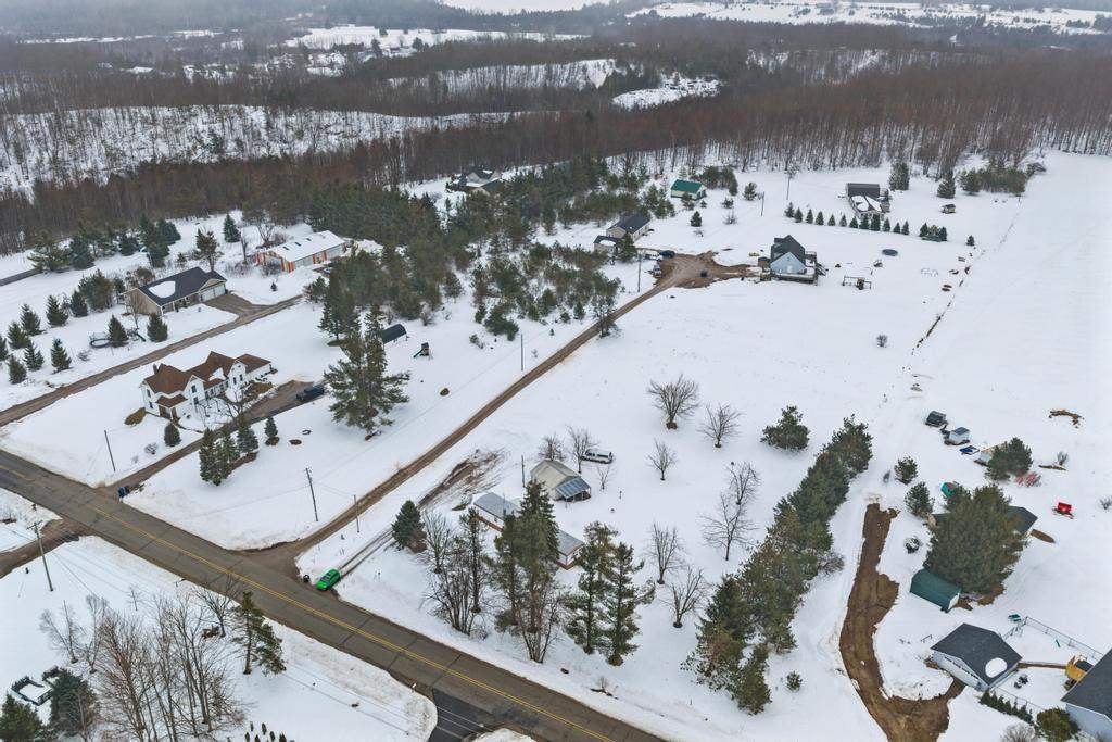 2523 Howard Road Petoskey MI 49770