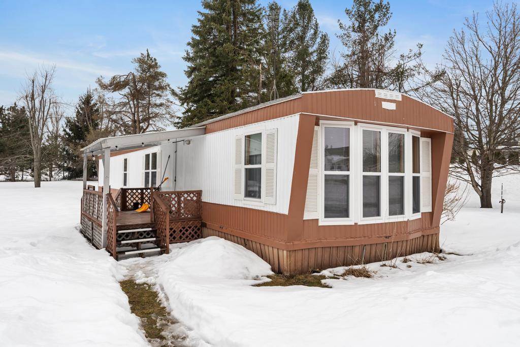 2523 Howard Road Petoskey MI 49770
