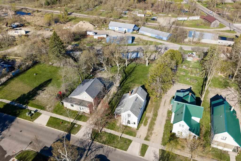 1226 Emmet Street Petoskey MI 49770