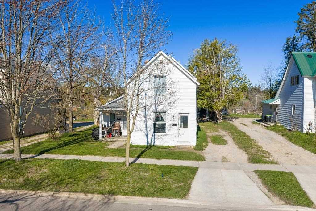1226 Emmet Street Petoskey MI 49770