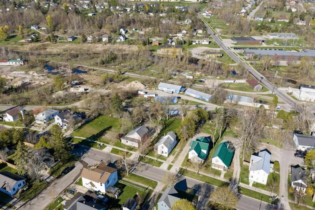 1226 Emmet Street Petoskey MI 49770