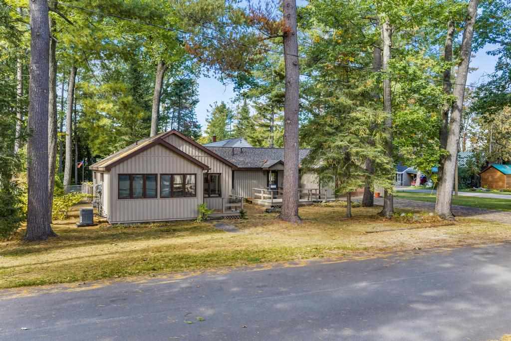 3602 Poplar Street Indian River MI 49749