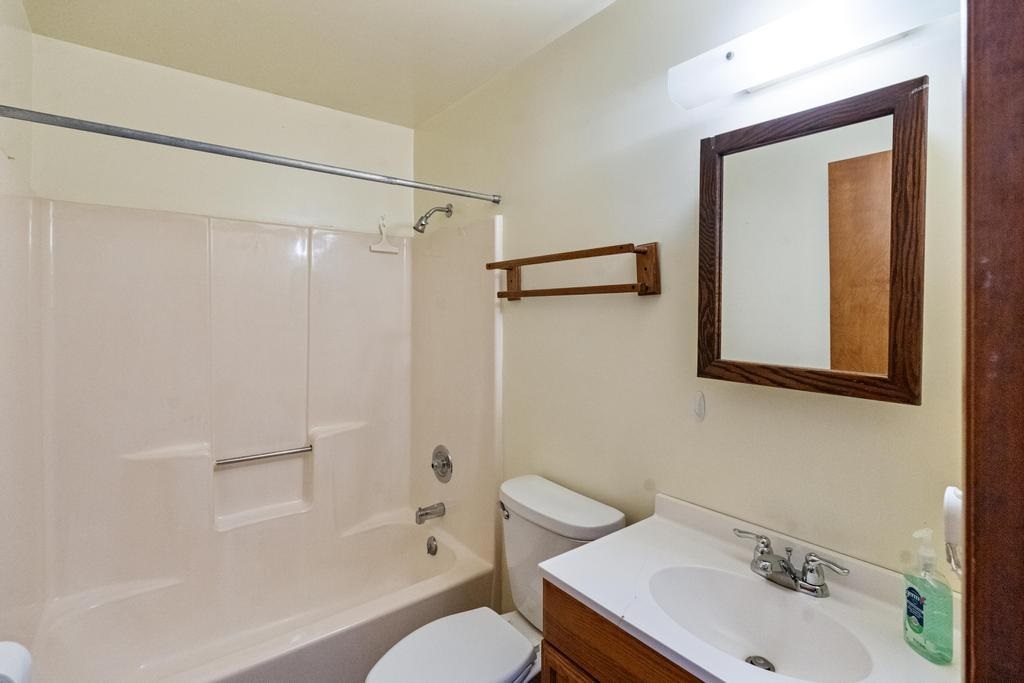 3602 Poplar Street Indian River MI 49749