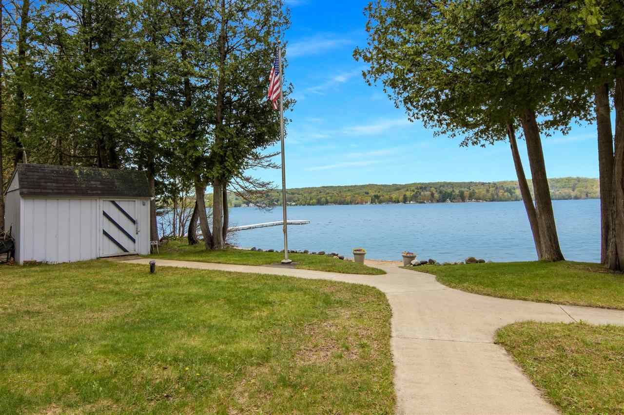 114 S Intermediate Lake Road Central Lake MI 49622