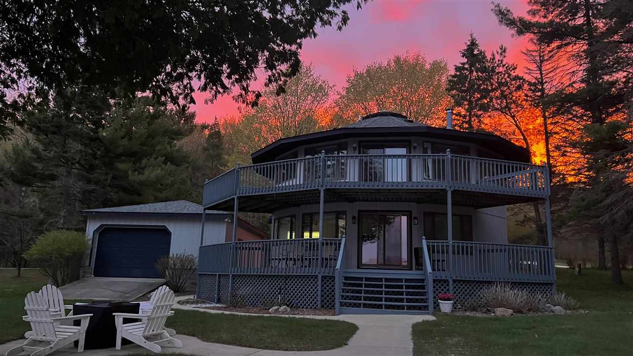 114 S Intermediate Lake Road Central Lake MI 49622