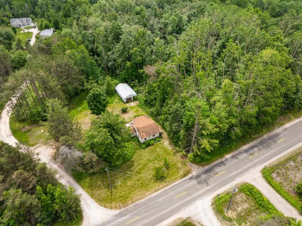 5760 Pickerel Lake Road Petoskey MI 49770