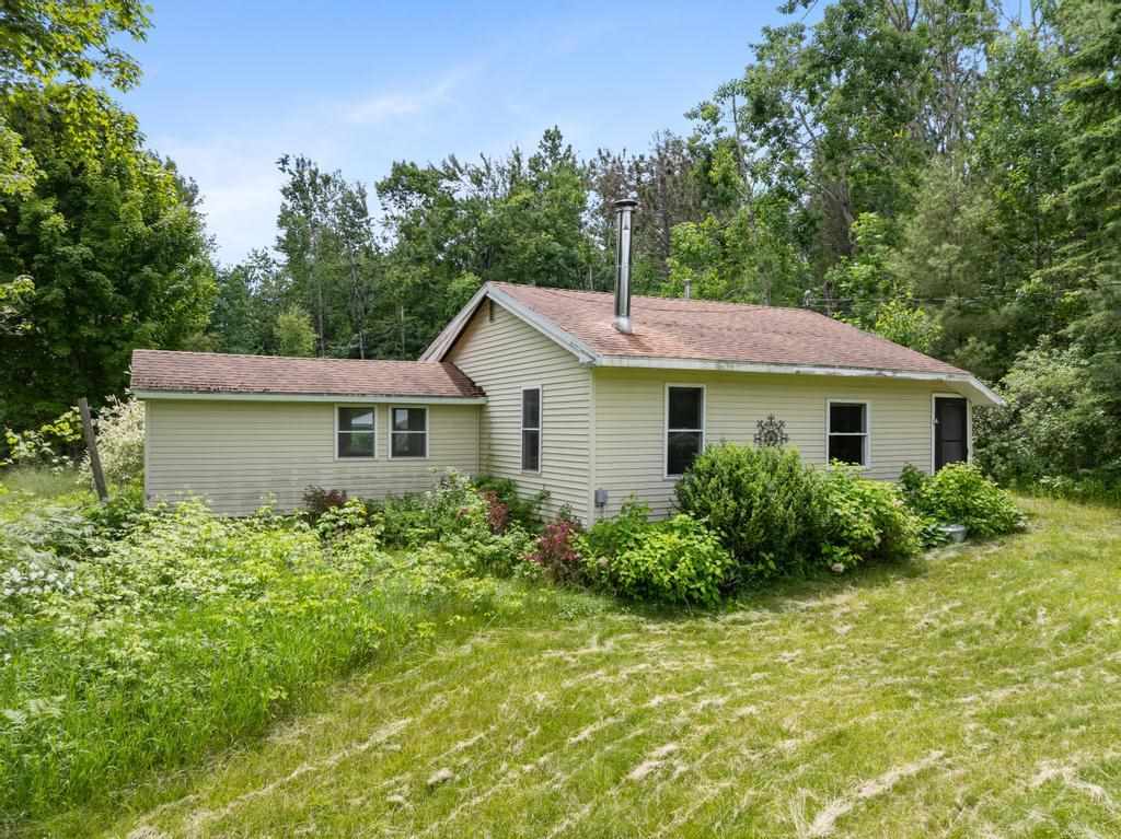 5760 Pickerel Lake Road Petoskey MI 49770