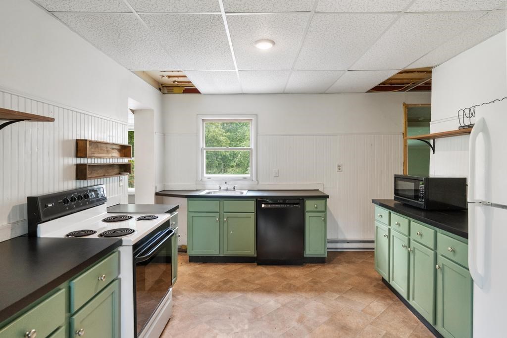 5760 Pickerel Lake Road Petoskey MI 49770