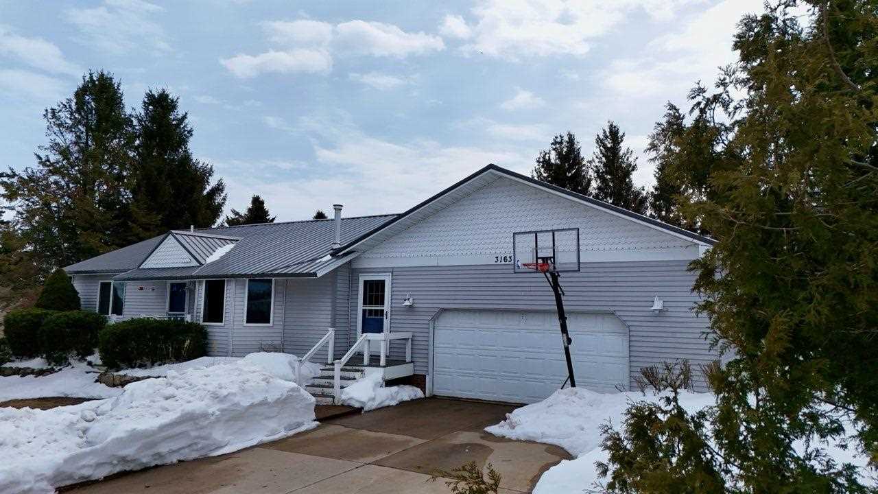 3163 Mayberry Hill Petoskey MI 49770