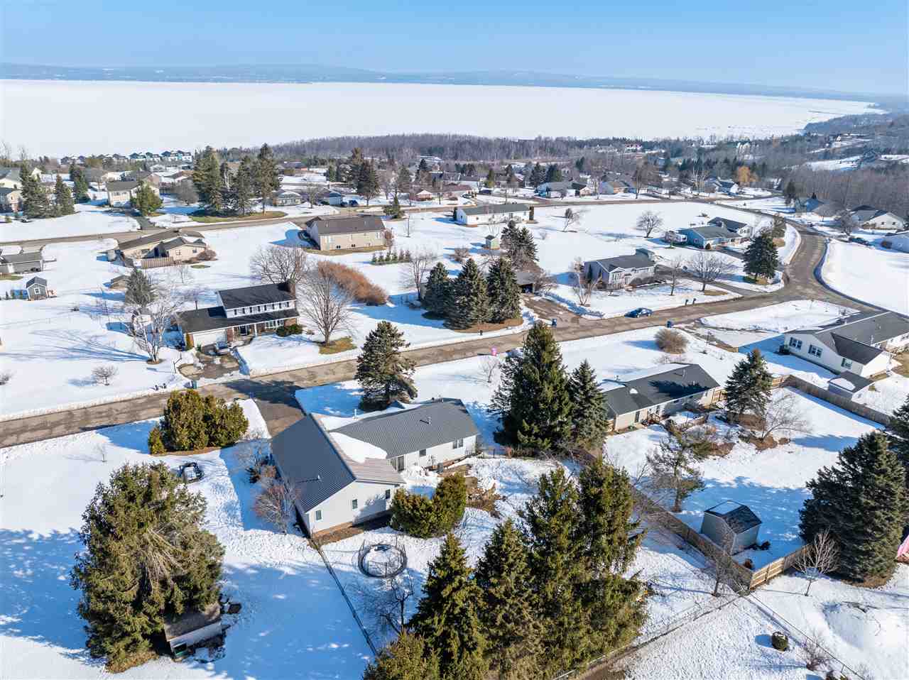 3163 Mayberry Hill Petoskey MI 49770