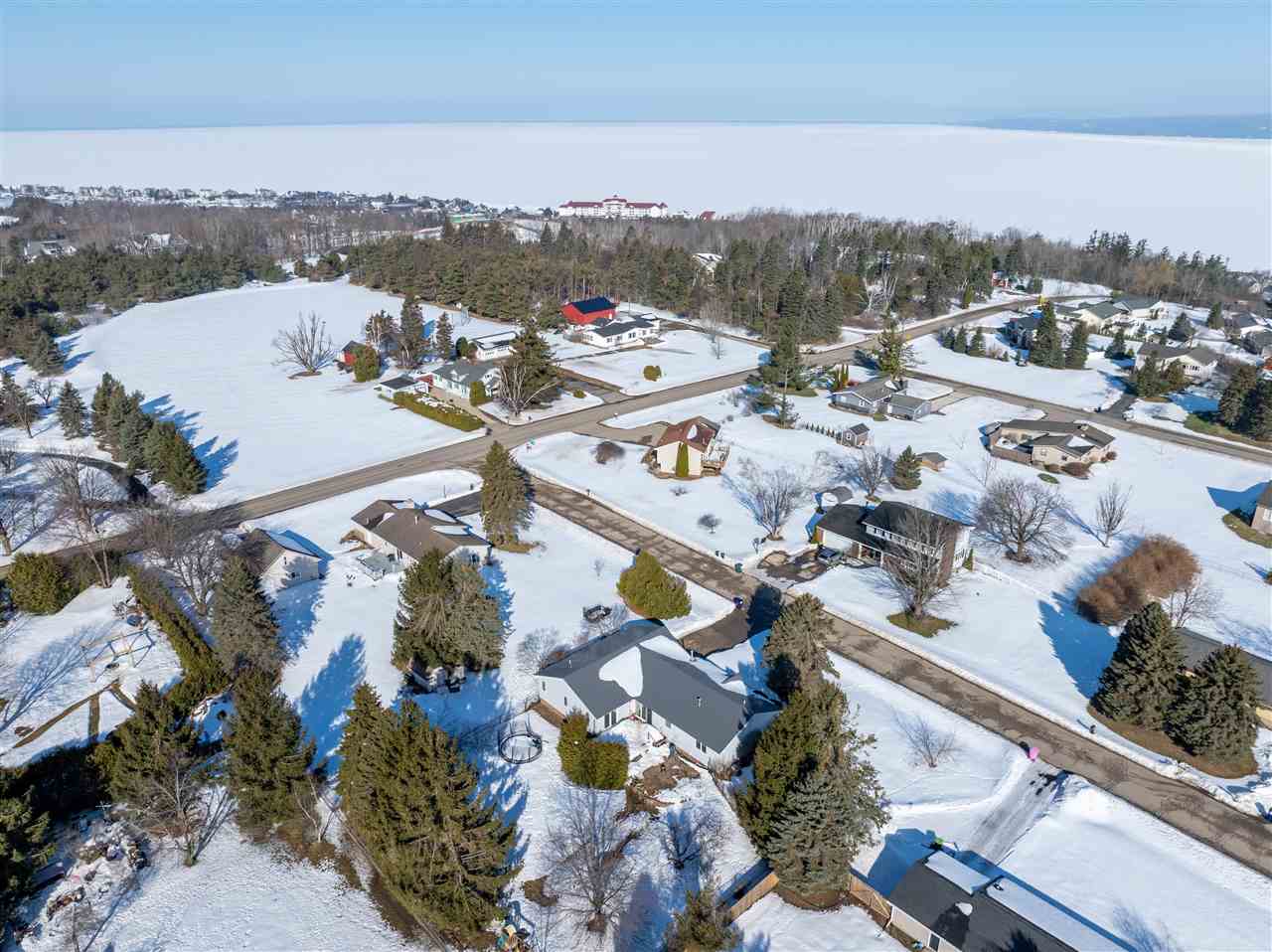 3163 Mayberry Hill Petoskey MI 49770