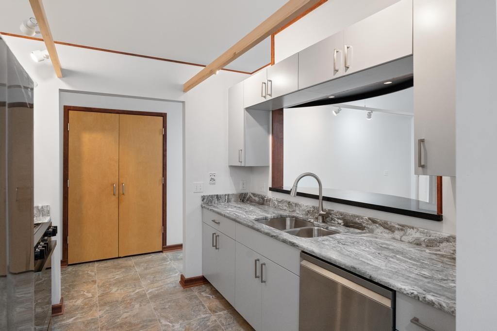 8063 S Lake Shore Drive Harbor Springs MI 49740