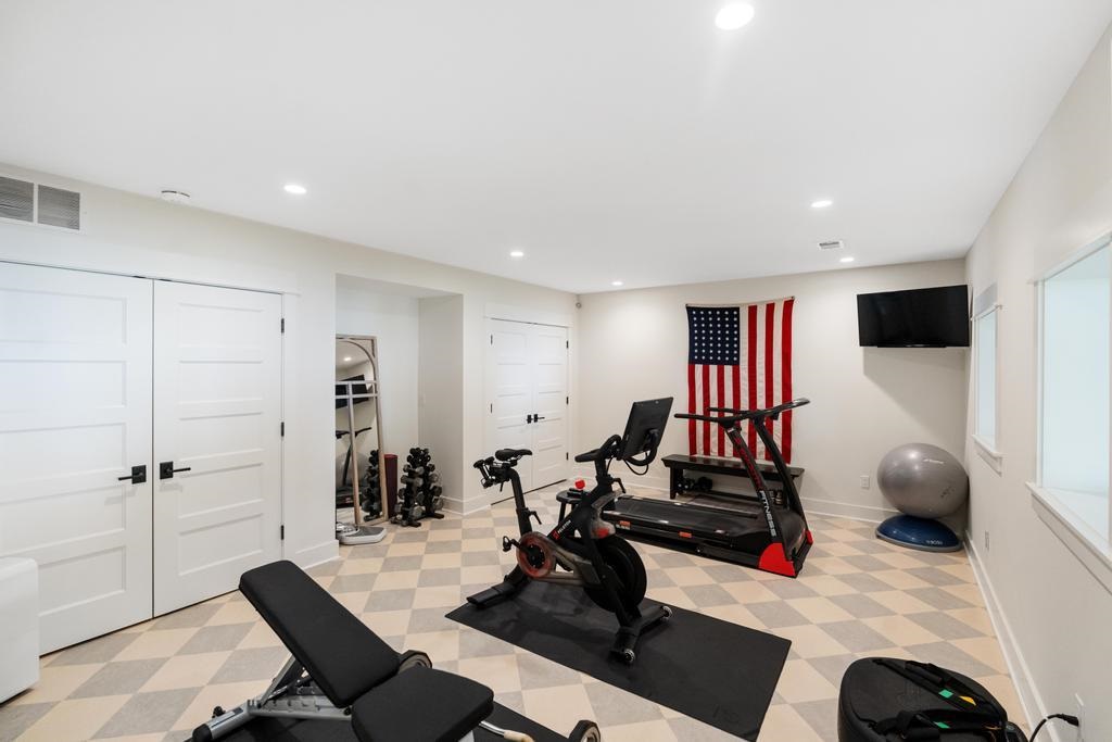 76 S Lamkin Road Harbor Springs MI 49740