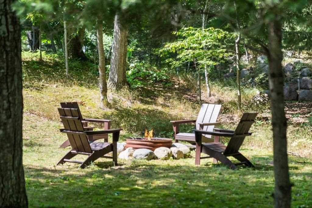 76 S Lamkin Road Harbor Springs MI 49740
