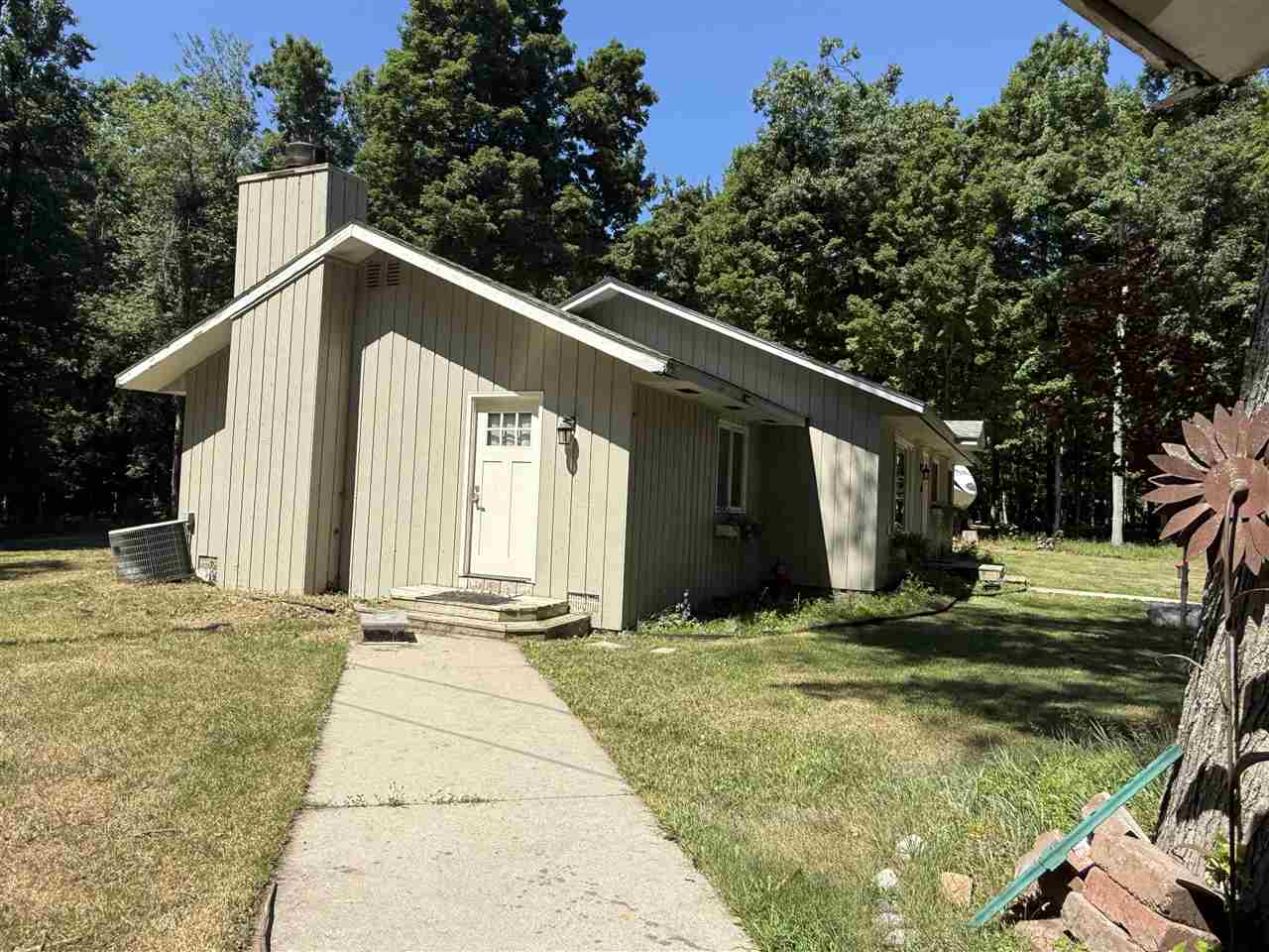 7640 Ridge Road Harbor Springs MI 49740