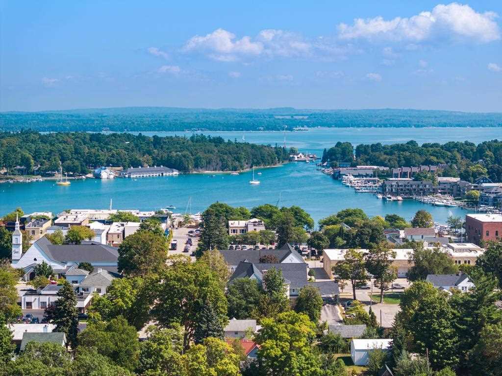 308 Antrim Street Charlevoix MI 49720