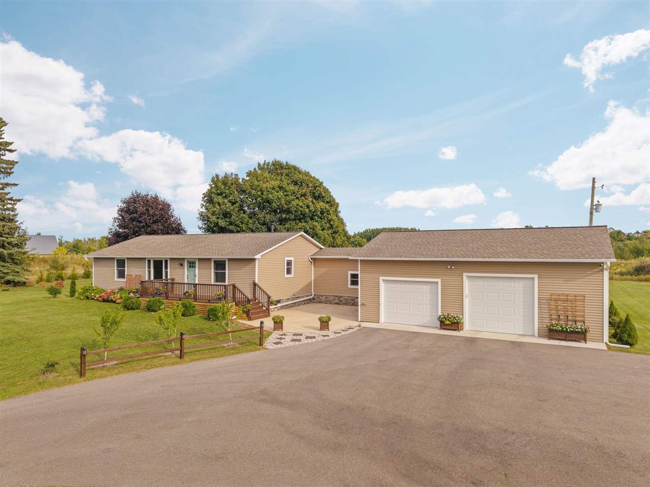 6294 S Old 31 Road Charlevoix MI 49720