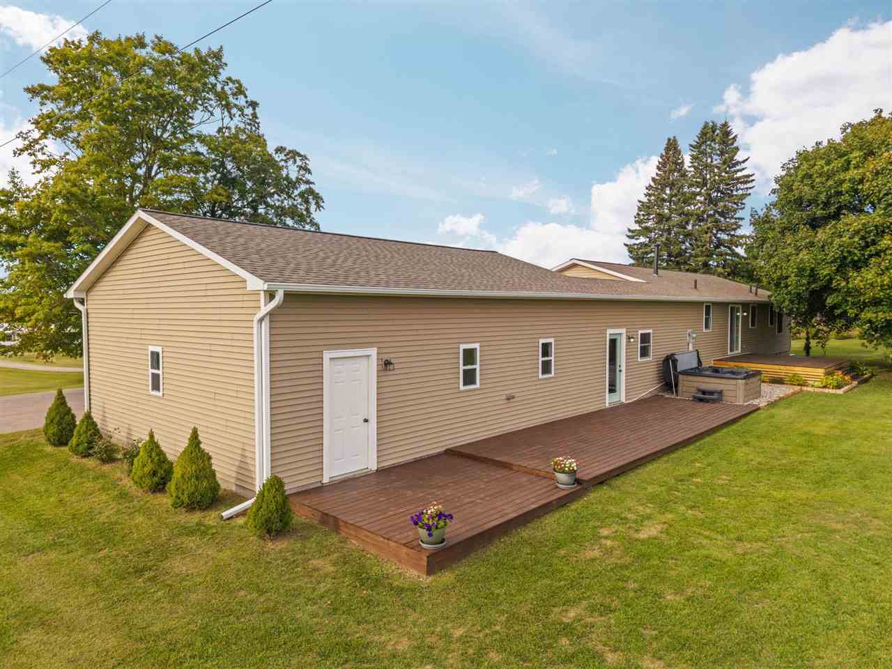 6294 S Old 31 Road Charlevoix MI 49720