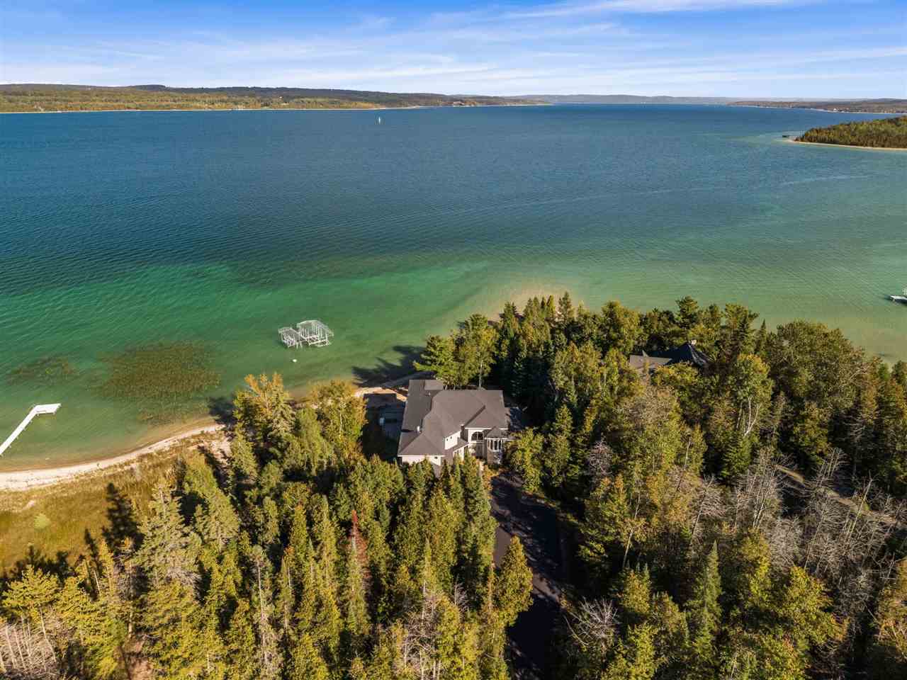 11550 Evergreen Lane Charlevoix MI 49720