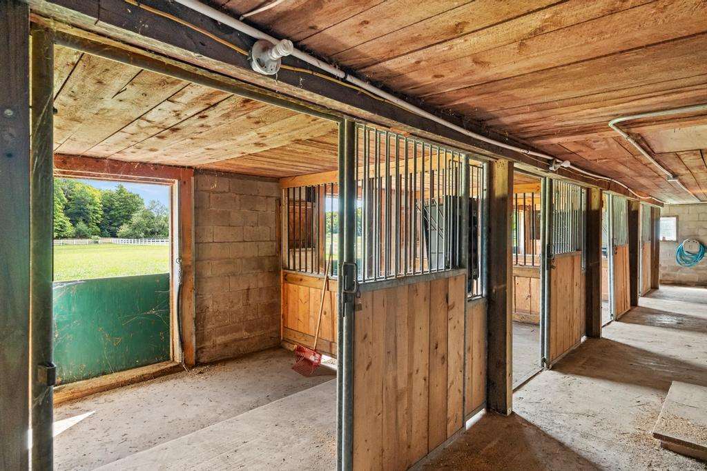 2324 W Van Road Pellston MI 49769