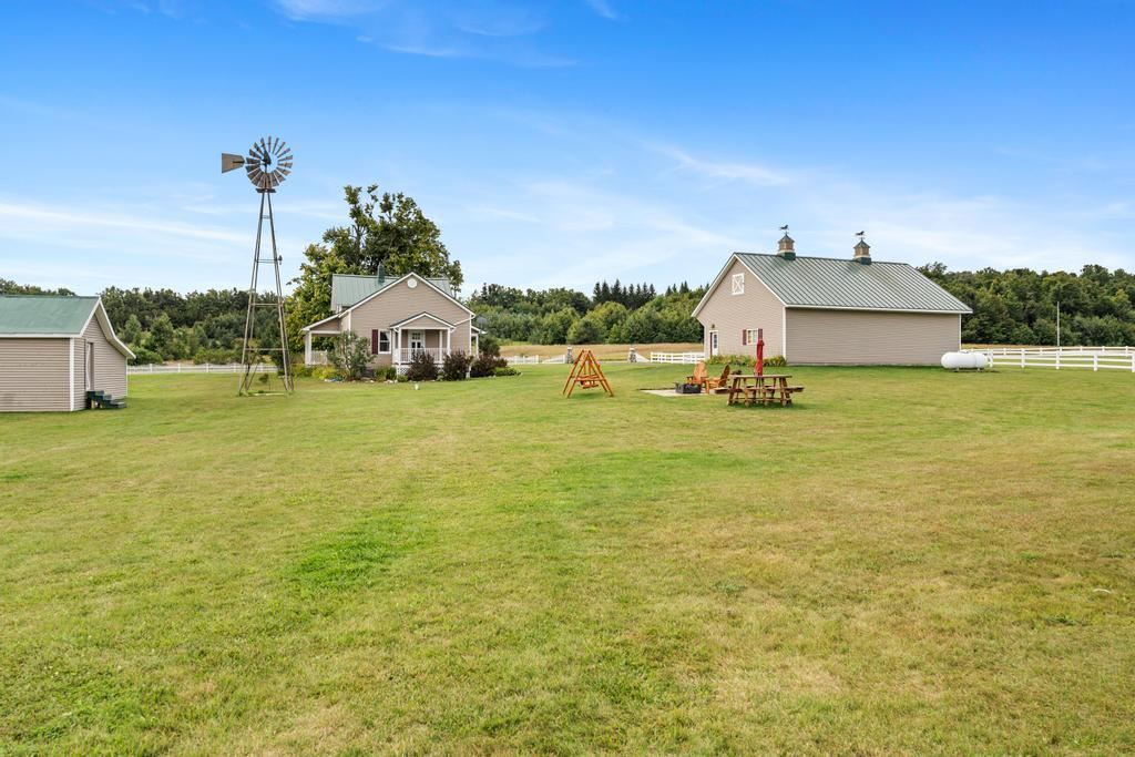 2324 W Van Road Pellston MI 49769