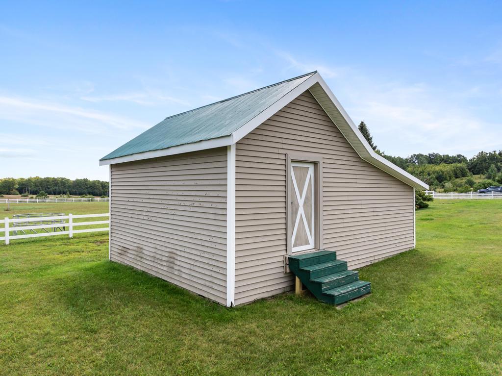 2324 W Van Road Pellston MI 49769