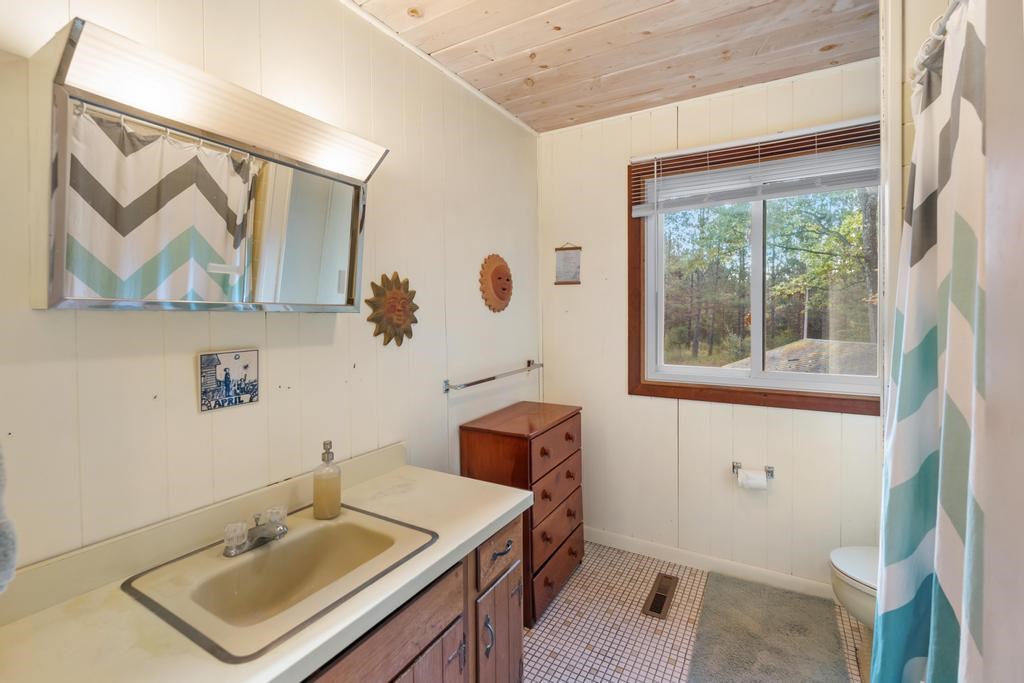 7530 Ridge Road Harbor Springs MI 49740