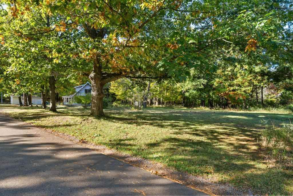 7530 Ridge Road Harbor Springs MI 49740