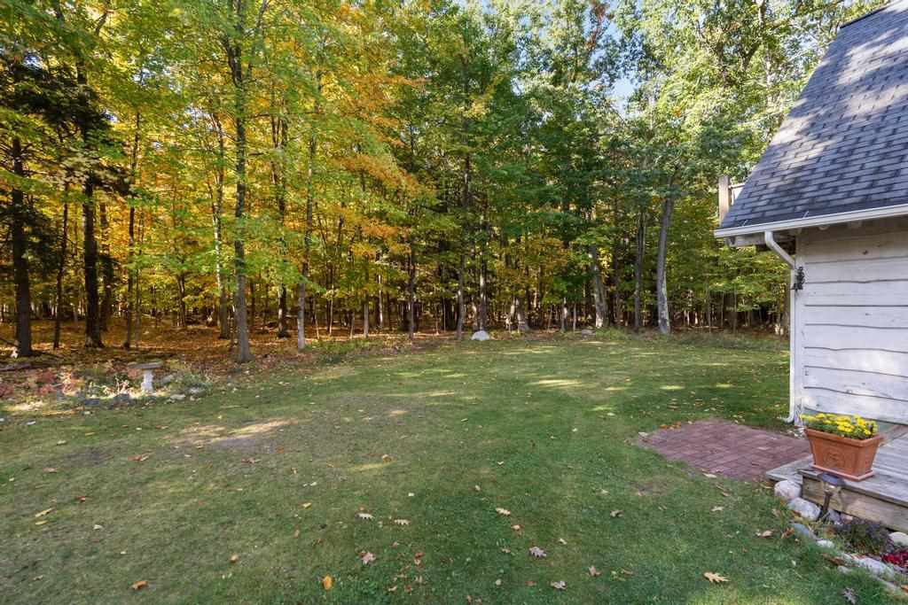 7530 Ridge Road Harbor Springs MI 49740