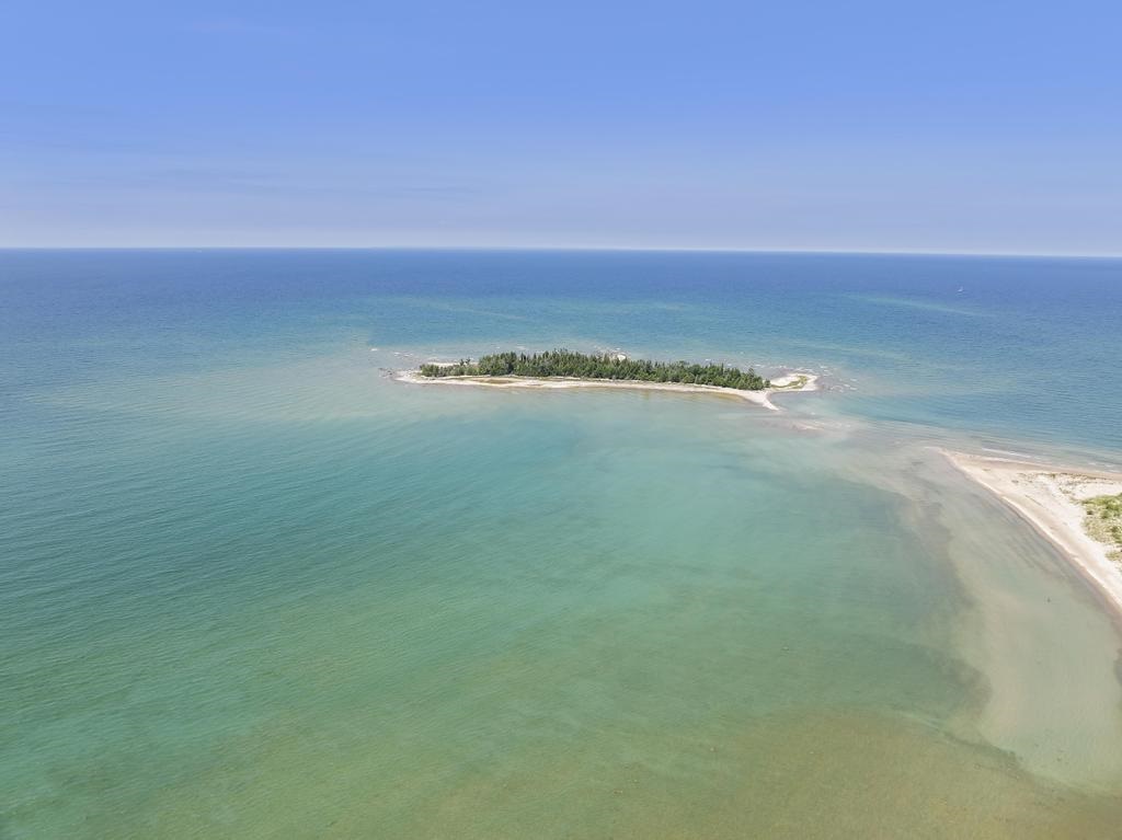 18861 Clipperview Road Charlevoix MI 49720-0000