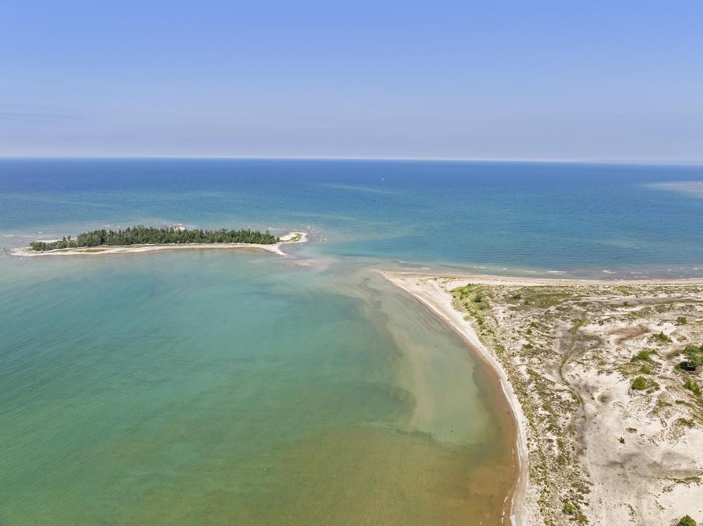 18861 Clipperview Road Charlevoix MI 49720-0000