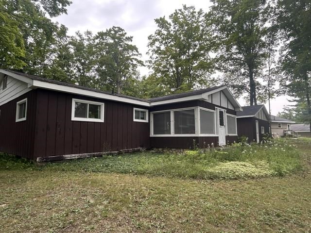 6612 E Levering Road Levering MI 49755