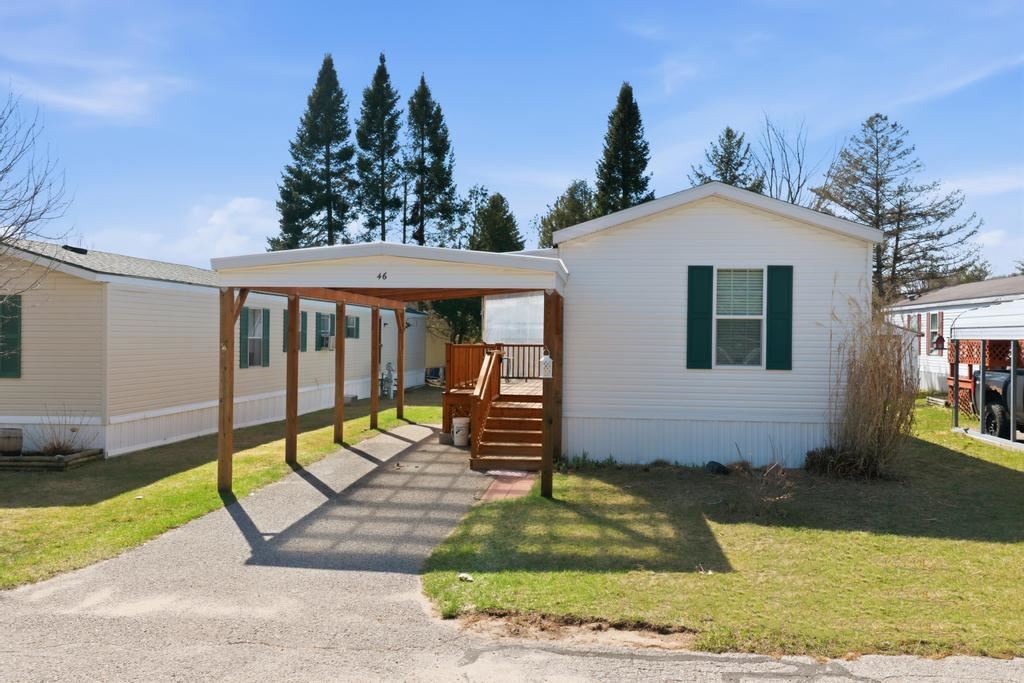 631 E Lake Street Harbor Springs MI 49740