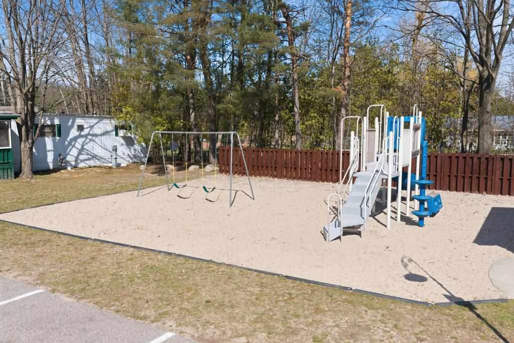 631 E Lake Street Harbor Springs MI 49740