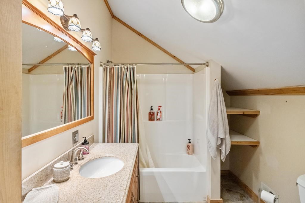 2715 Indian Road Brutus MI 49716