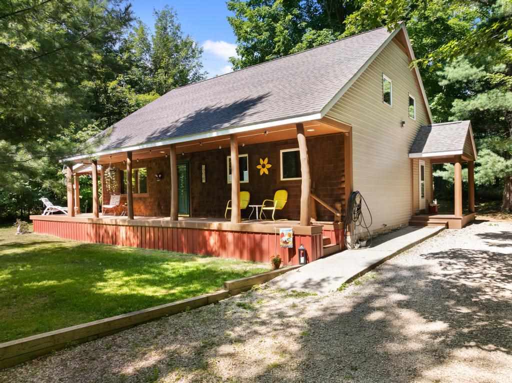 2715 Indian Road Brutus MI 49716