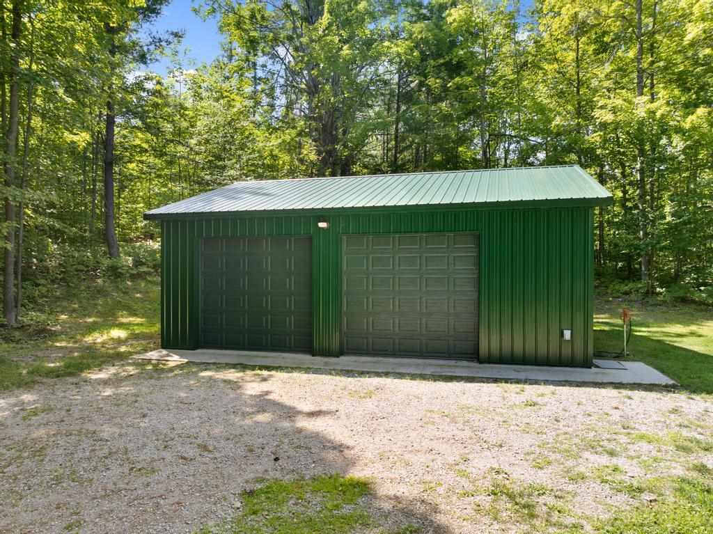 2715 Indian Road Brutus MI 49716