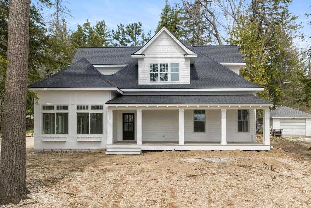 572 West Bluff Harbor Springs MI 49740-15
