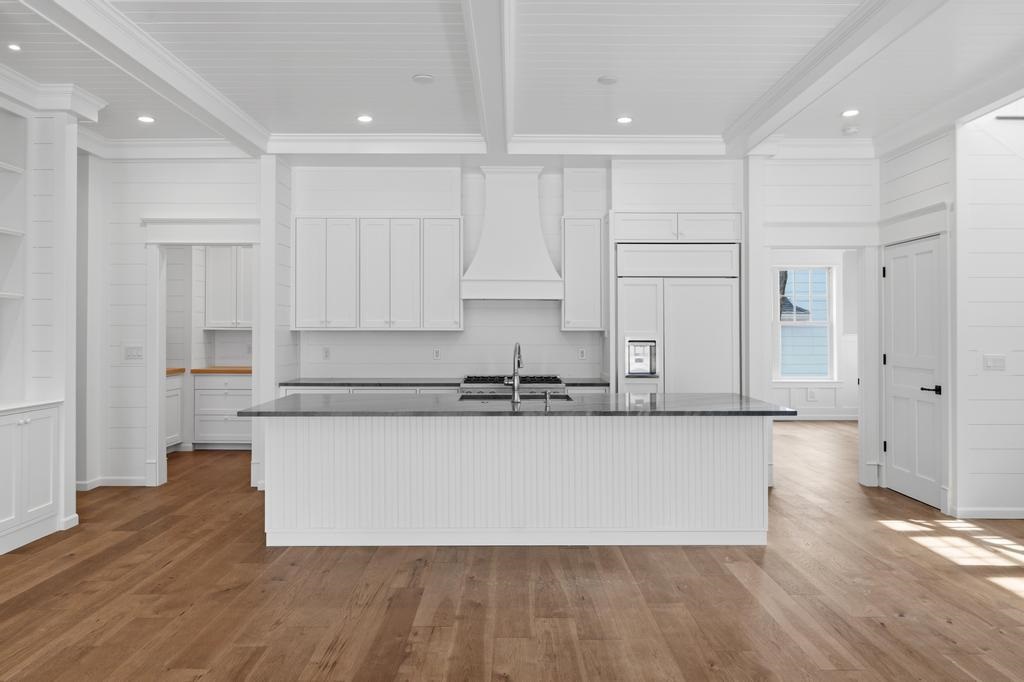 572 West Bluff Harbor Springs MI 49740-15