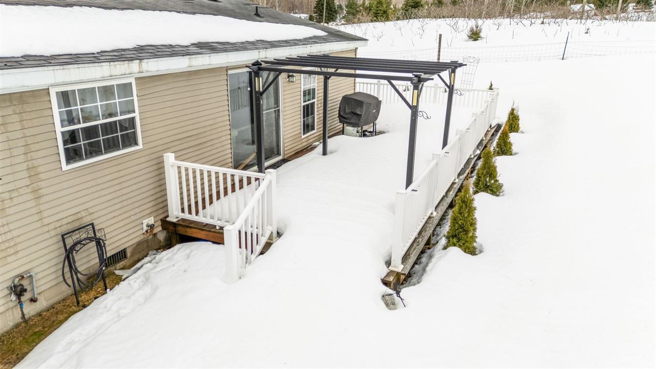 305 Advance Road East Jordan MI 49727